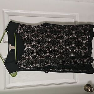 Extra large Womens Black and tan Banana Republic tank top.